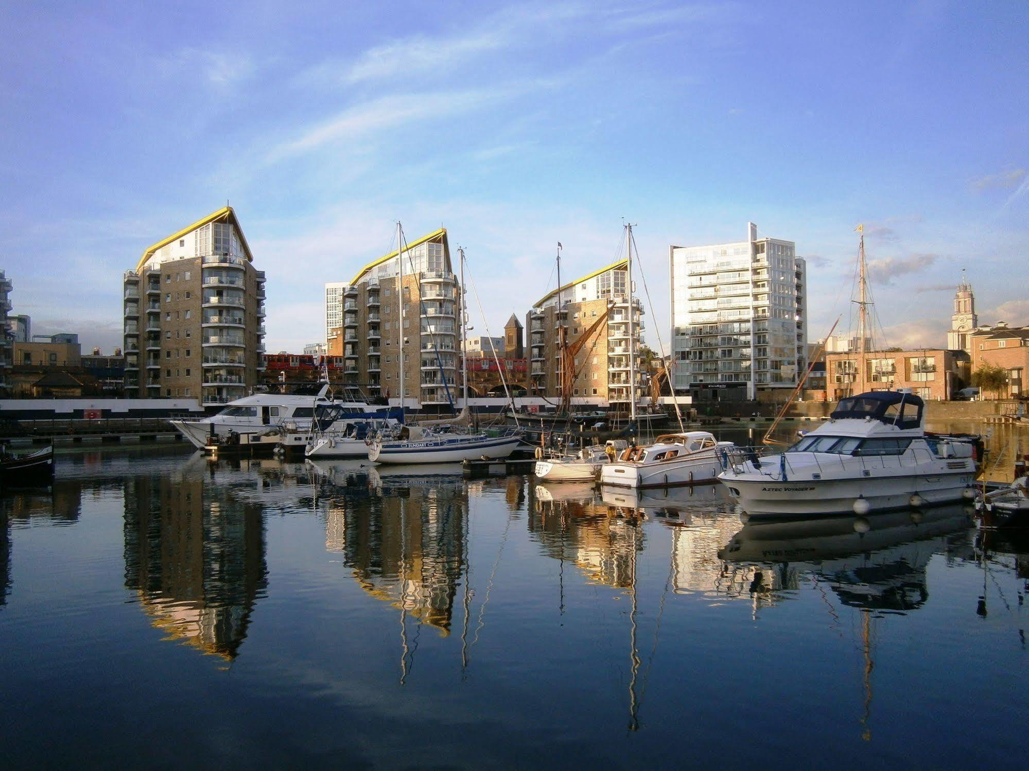 Marlin Apartments Commercial Road - Limehouse Londres Extérieur photo
